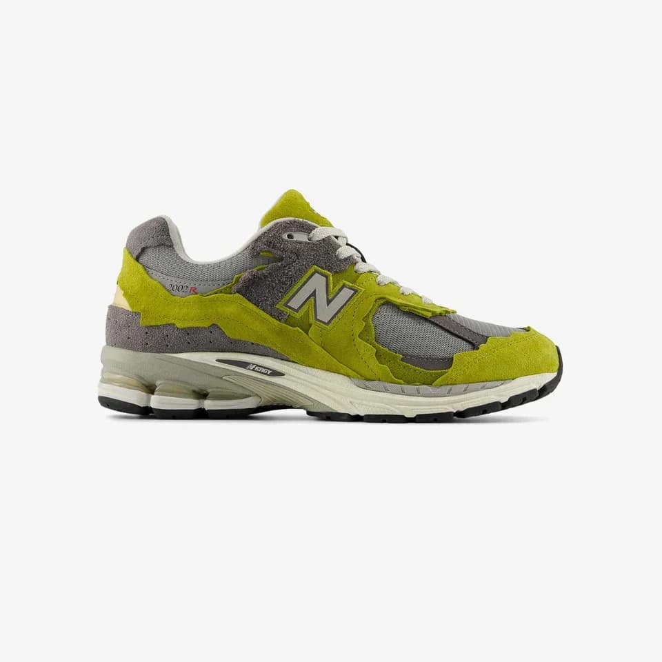 New Balance 2002R Runner — Sea Moss