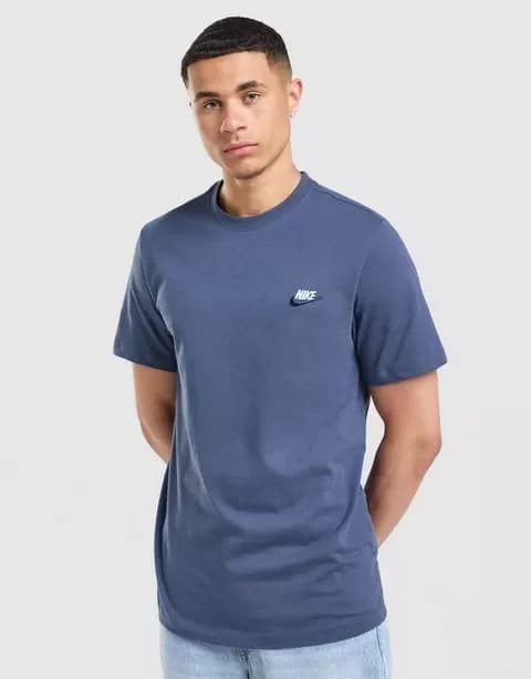 Nike Core T-shirt Thunder Blue – niebieska koszulka męska z haftowanym logo