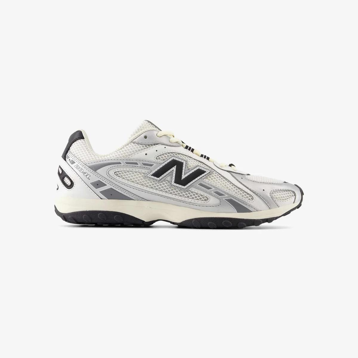 New Balance 204L